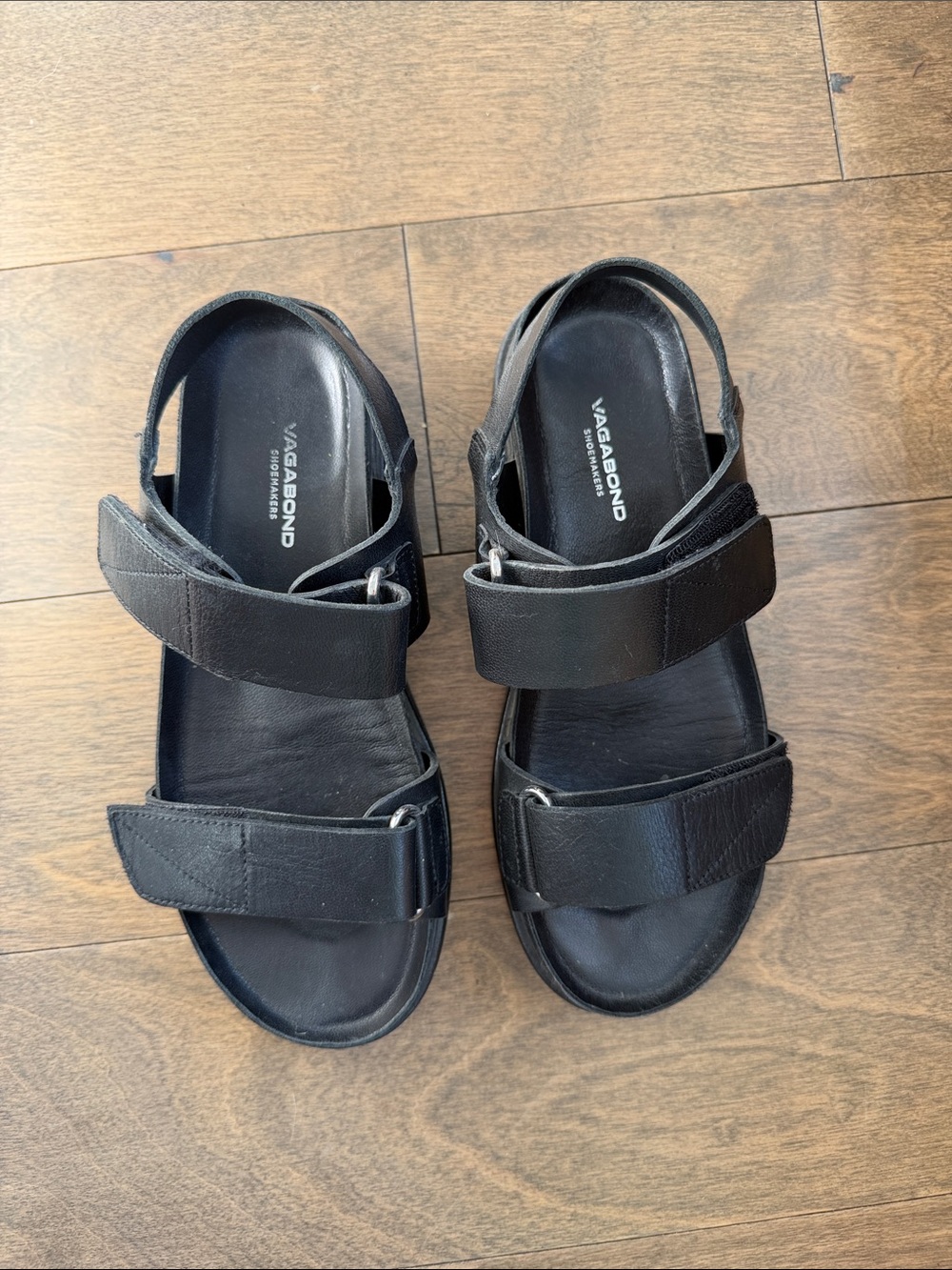 Vagabond Black Ladies Leather Velcro Strap Sandals